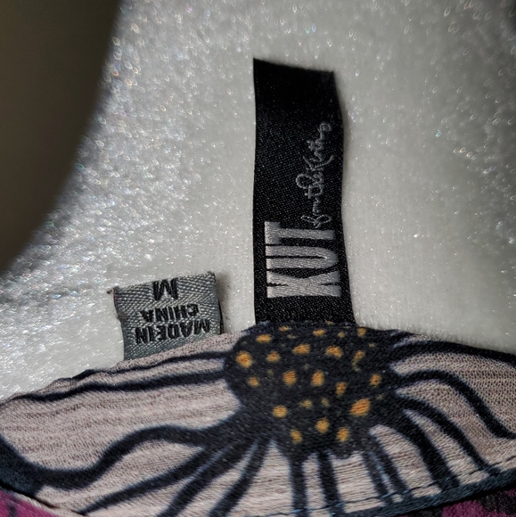 Sheer and lovely button up top - Picture 5 of 5